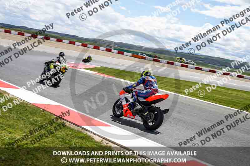 cadwell no limits trackday;cadwell park;cadwell park photographs;cadwell trackday photographs;enduro digital images;event digital images;eventdigitalimages;navarra;no limits trackdays;peter wileman photography;racing digital images;trackday digital images;trackday photos